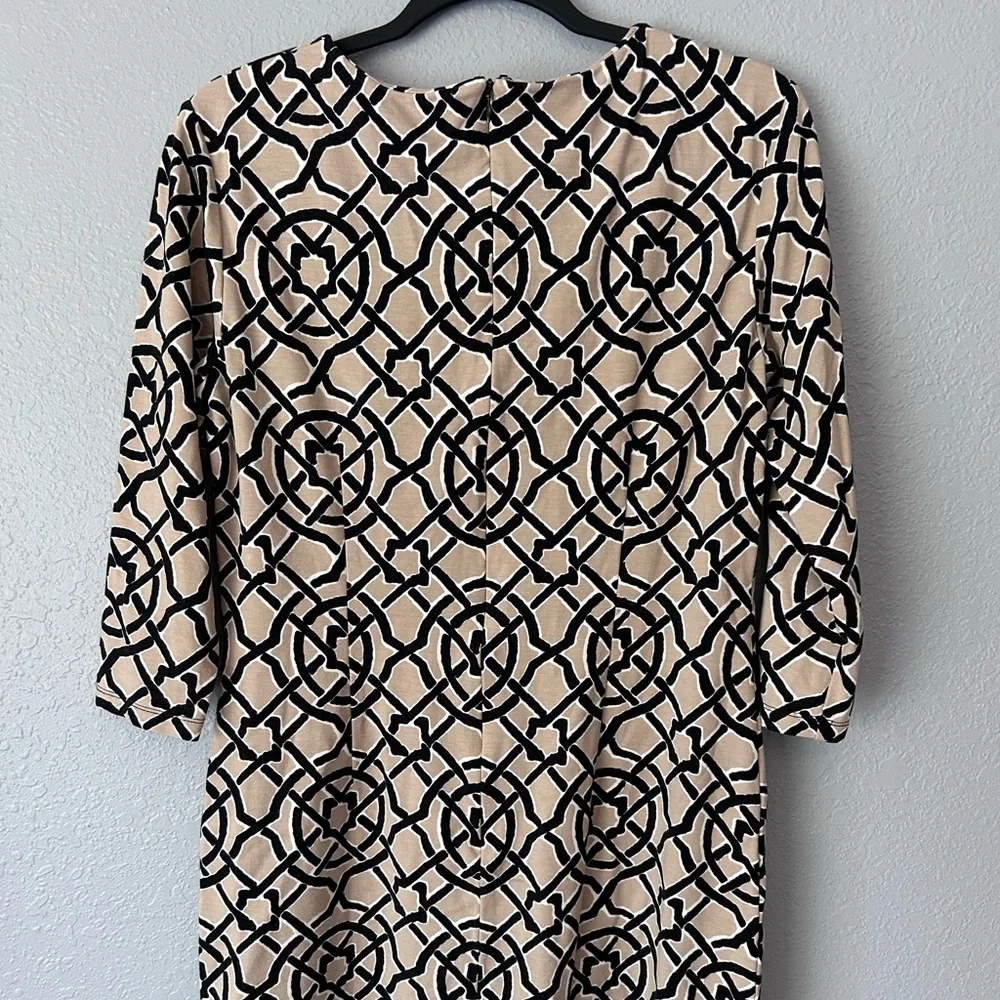 J McLaughlin Devon Ponte Knit Black & Tan Scribe Print Dress Size M